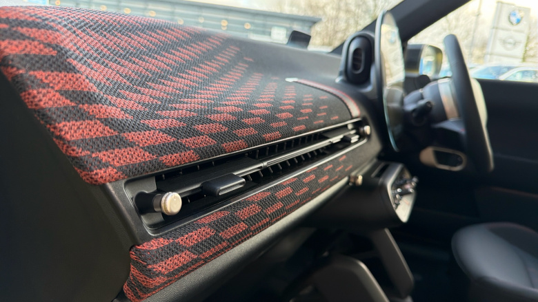 MINI Cooper 135kW E Sport [Level 1] 41kWh 3dr Auto Electric Hatchback